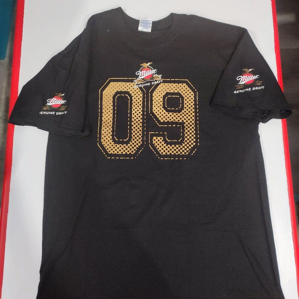 Miller 09 short sleeve T-shirt black gold graphic design men's size L